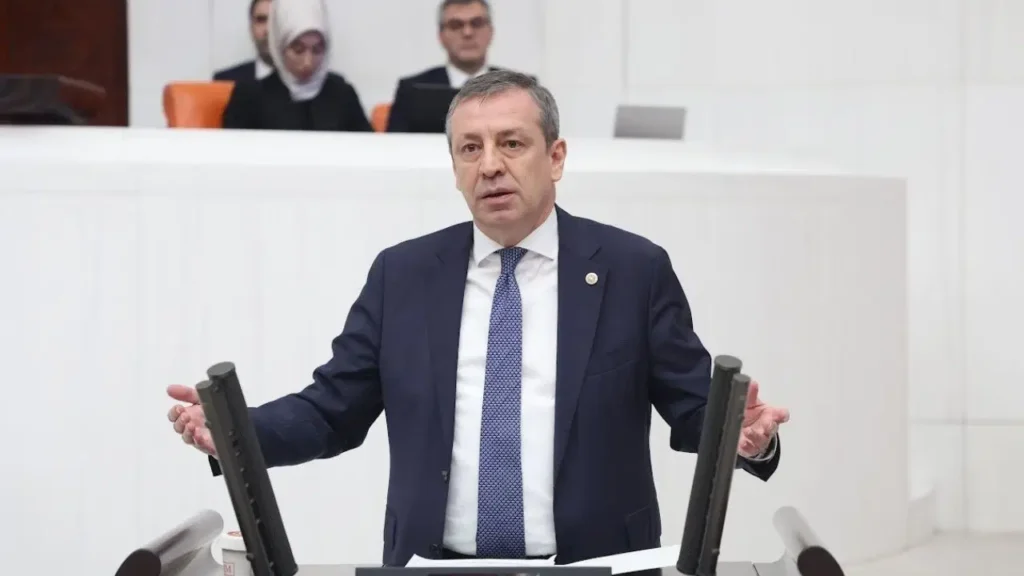 CHP’li Türeli uyardı: ‘Kurusıkılar hayalet silaha dönüşüyor’